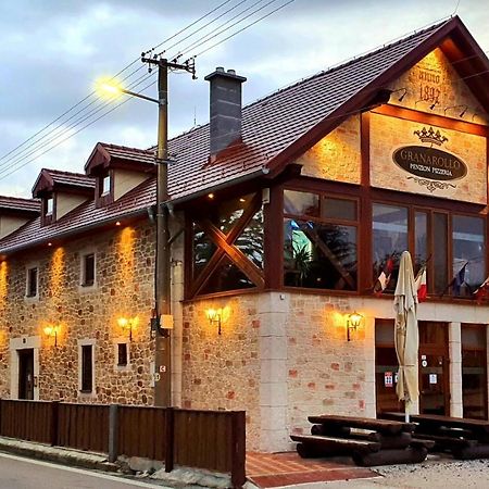 Granarollo Penzion Pizzeria Mlynany Exterior photo